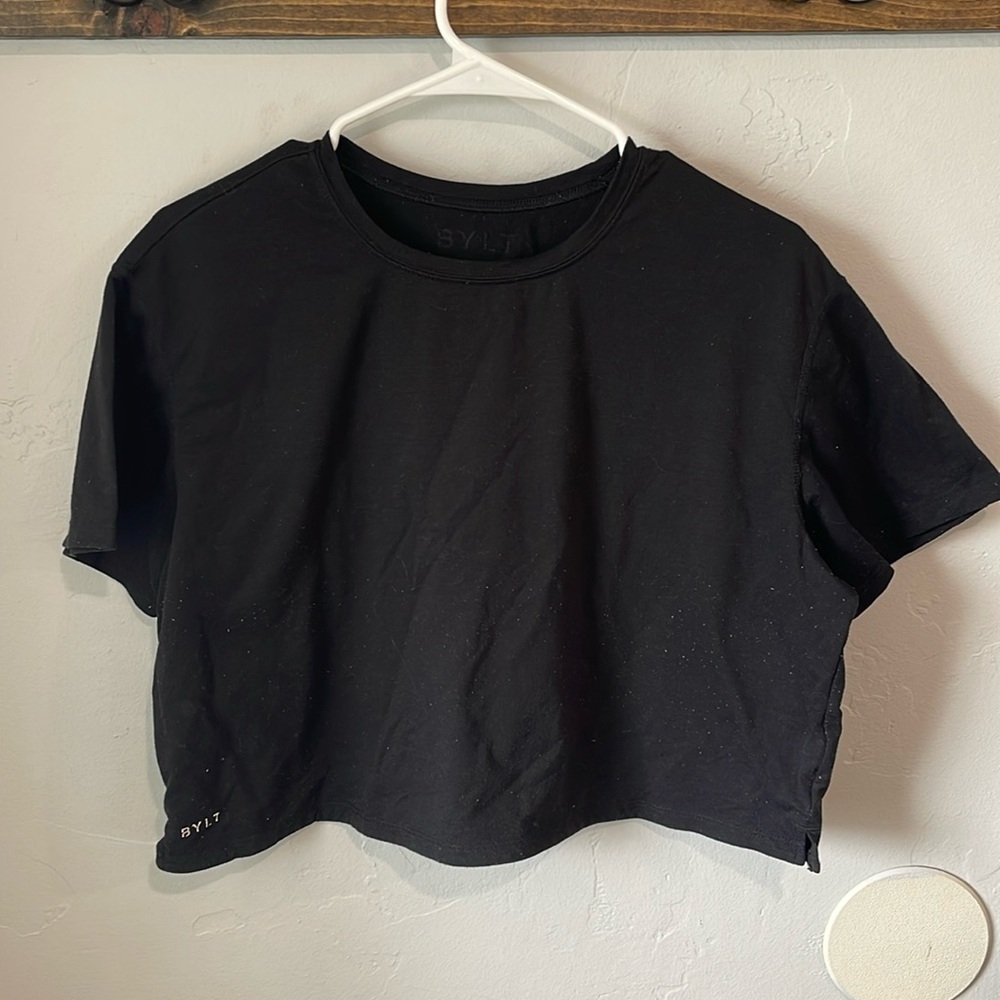 BYLT workout crop